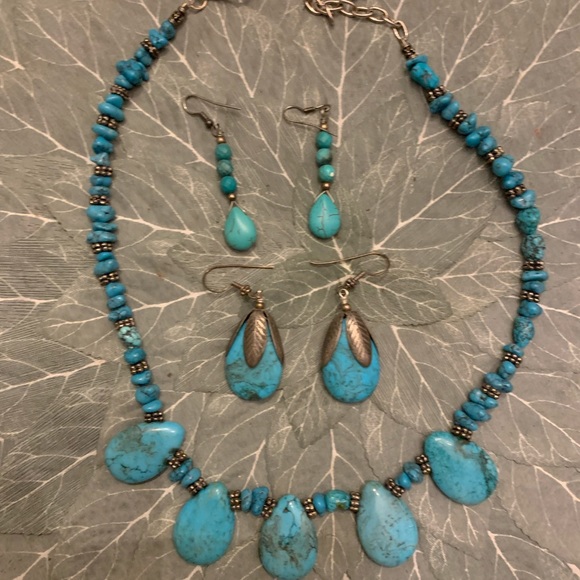 Turquoise Tear Drop necklaces - Picture 10 of 13